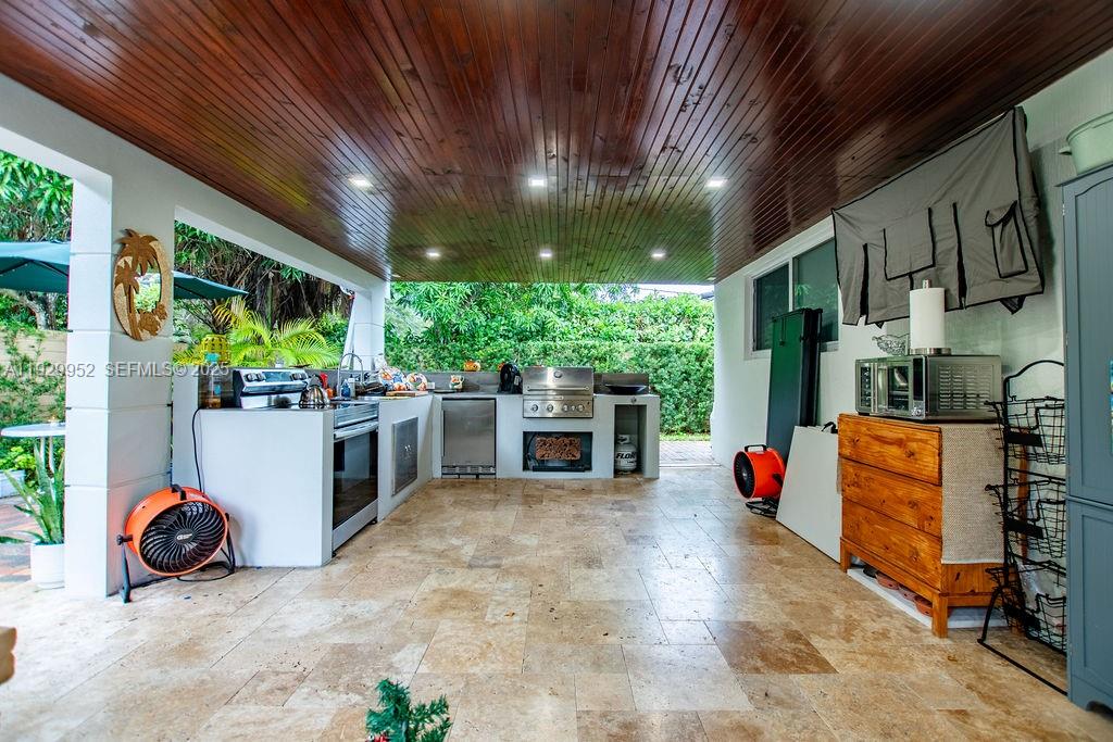 6541 Lake Como Ter Miami Lakes, FL 33014