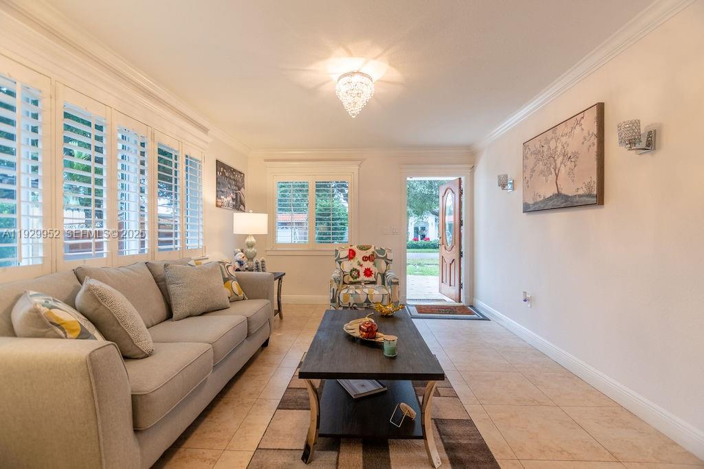 6541 Lake Como Ter Miami Lakes, FL 33014