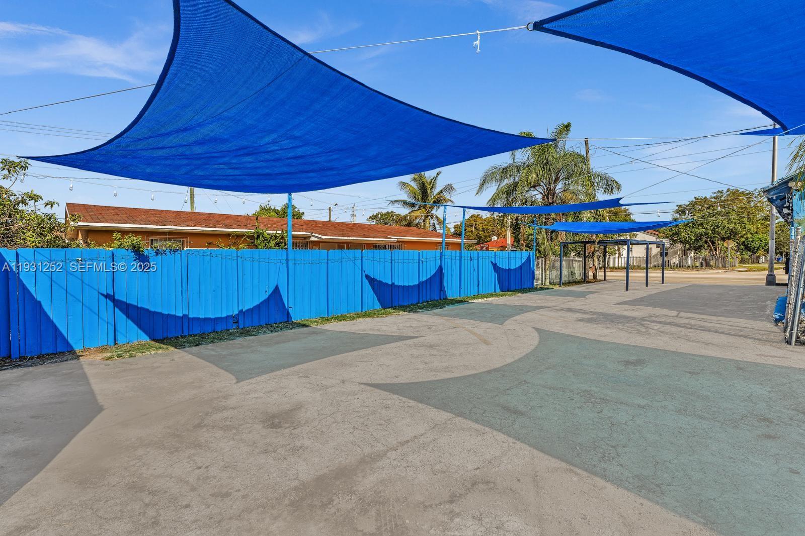 4500 NW 12th Ave Miami, FL 33127