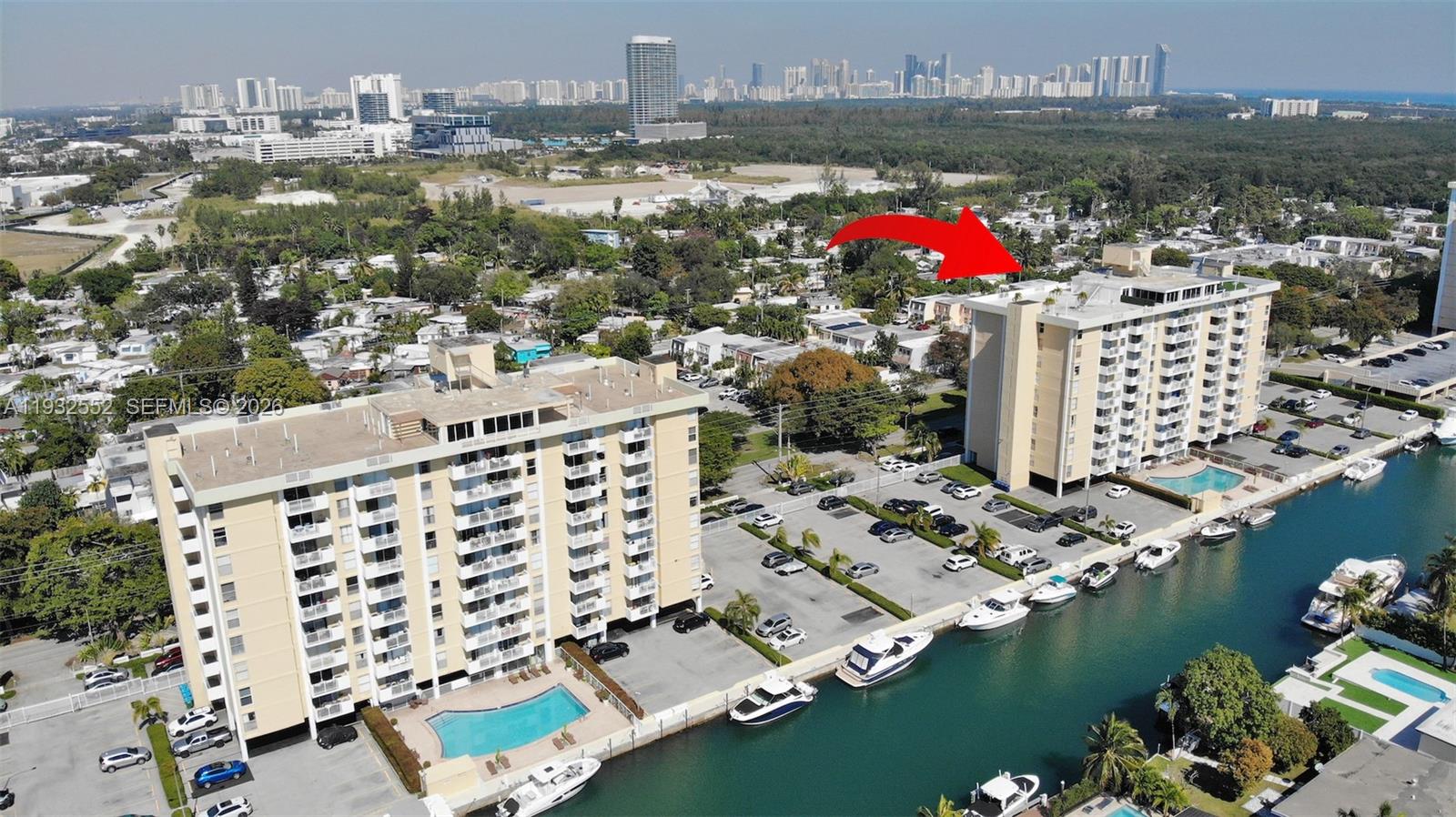 2020 NE 135th St #607 North Miami, FL 33181