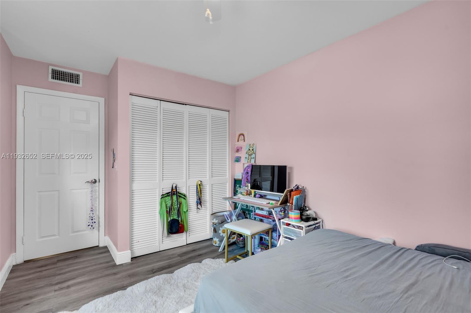 11903 SW 11th Ct Davie, FL 33325