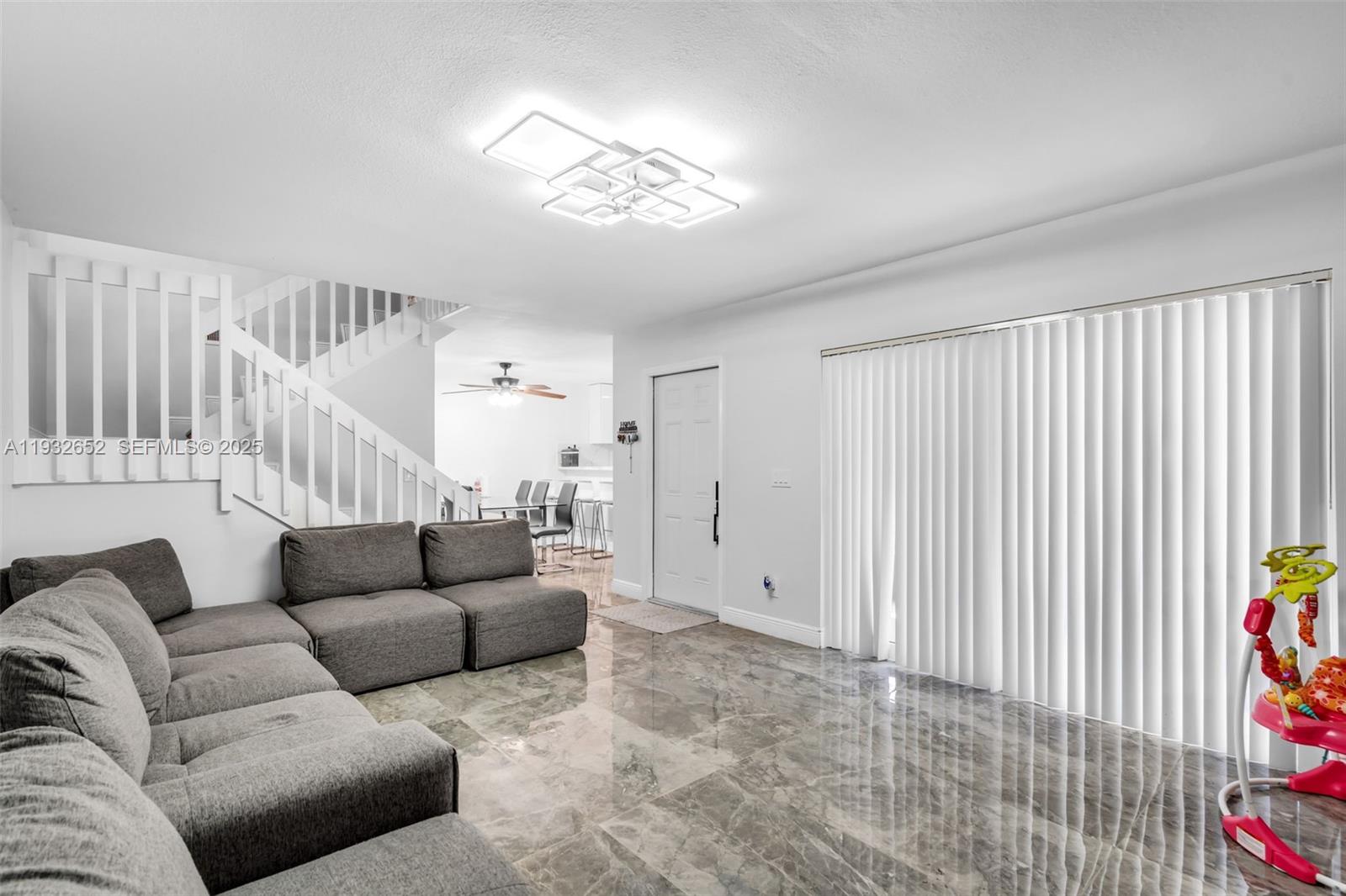 11903 SW 11th Ct Davie, FL 33325