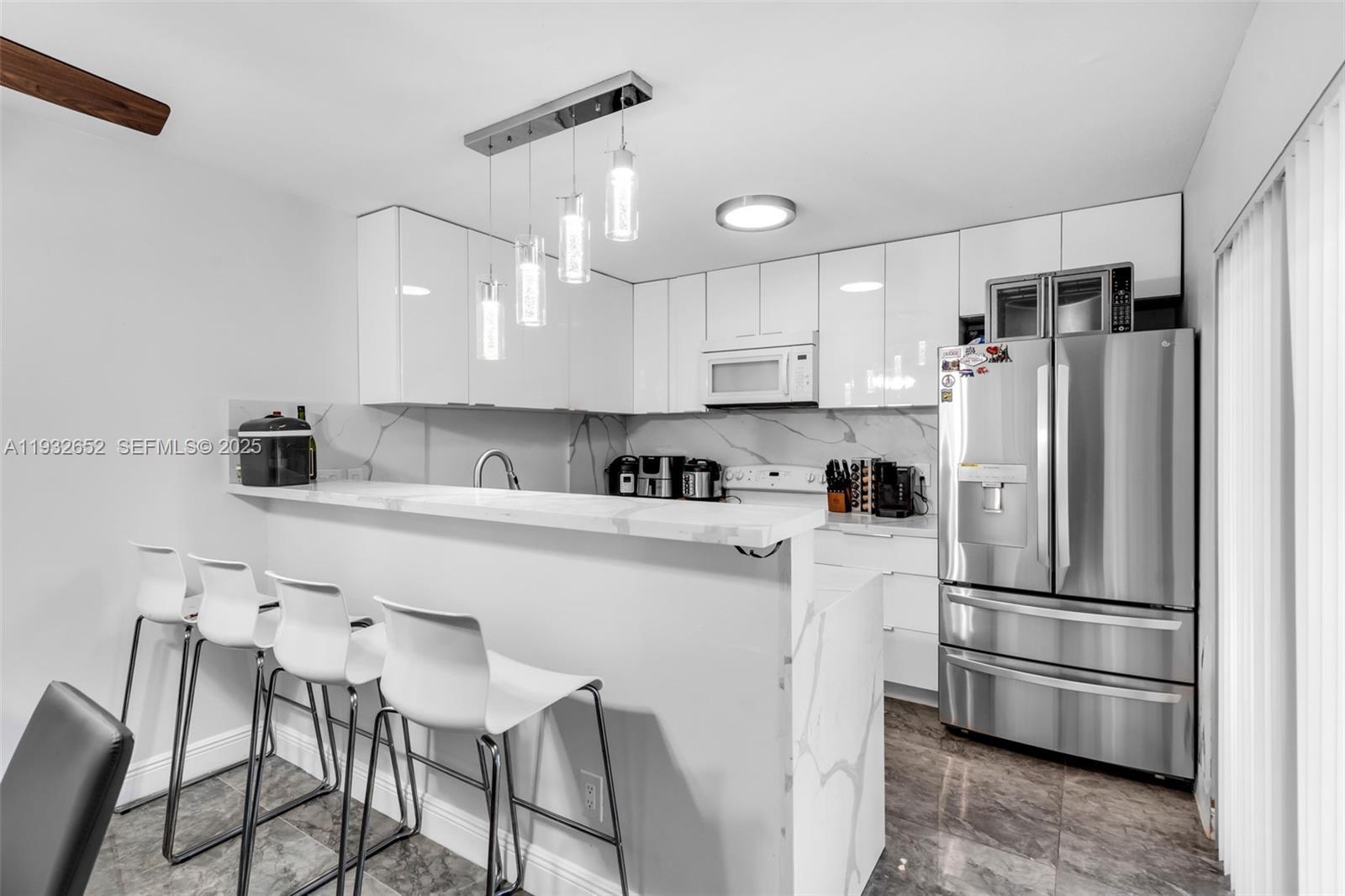 11903 SW 11th Ct Davie, FL 33325