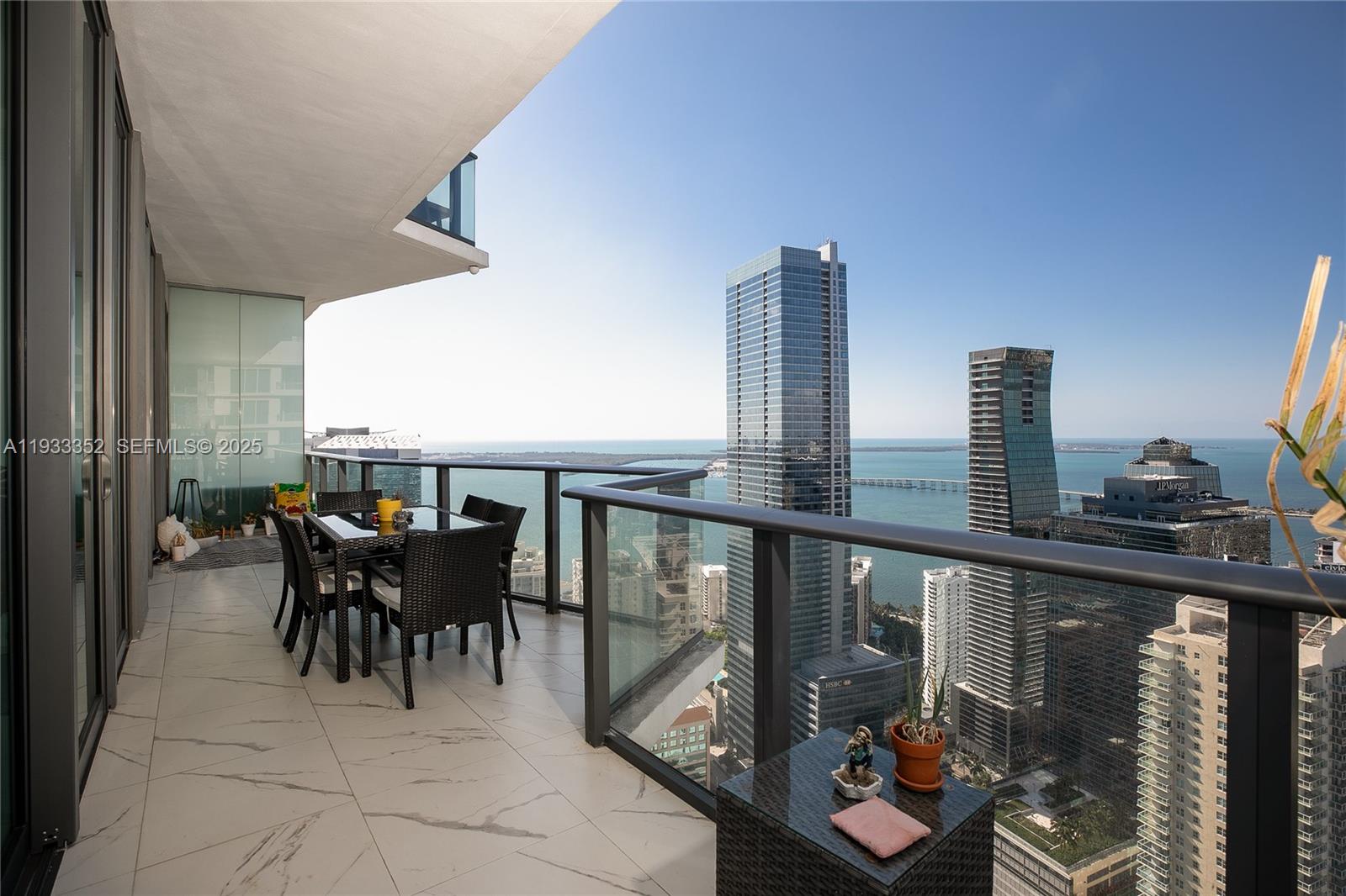 image Dua Miami (SLS Brickell)5