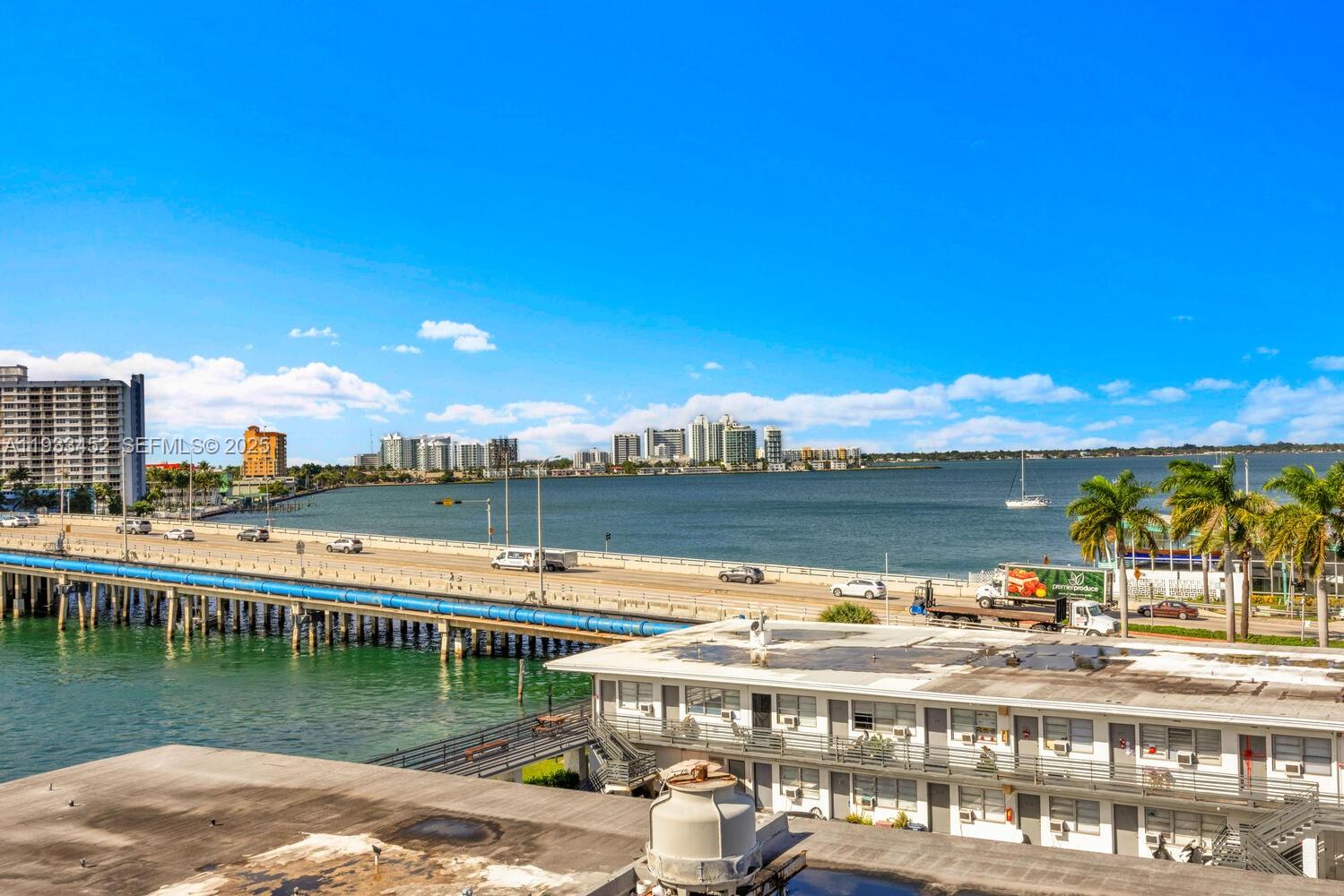 2016 Bay Dr #604 Miami Beach, FL 33141