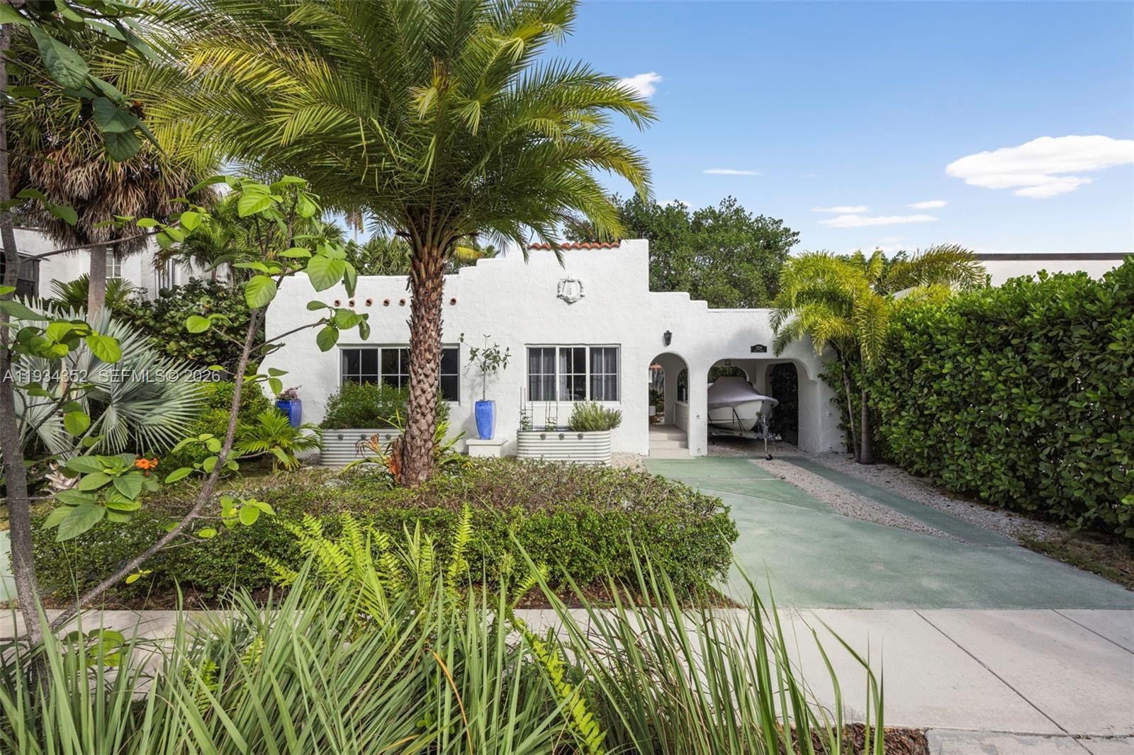 1729 SW 12th St Miami, FL 33135