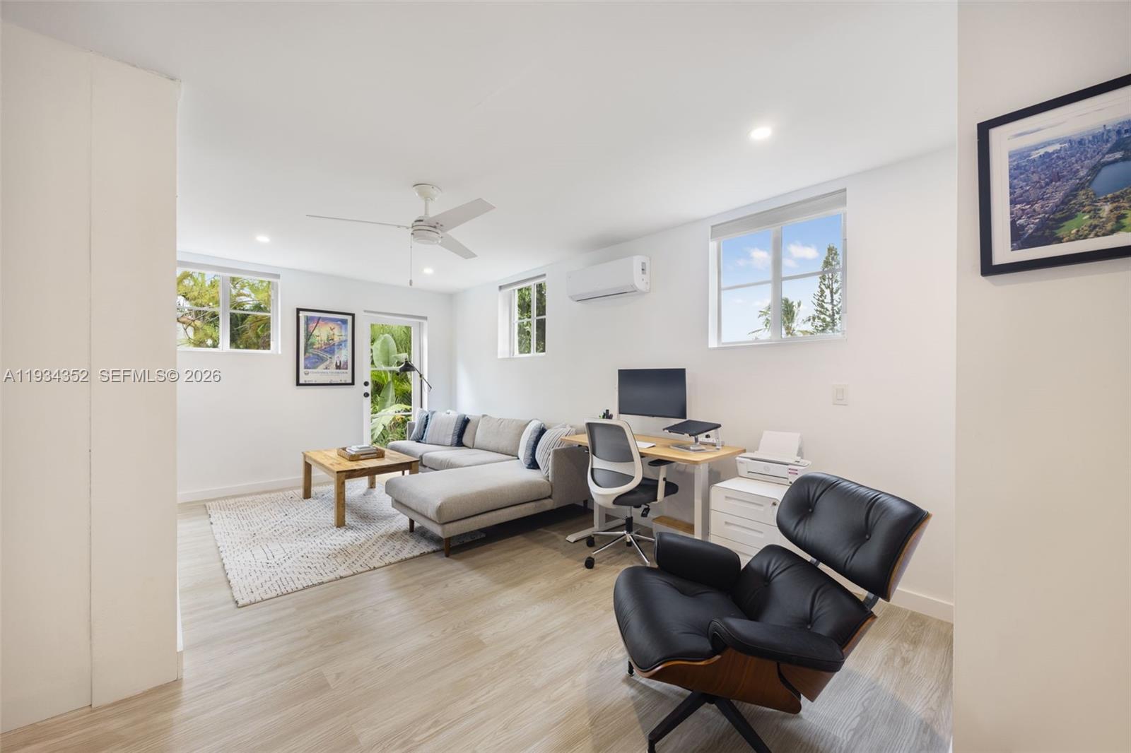 1729 SW 12th St Miami, FL 33135