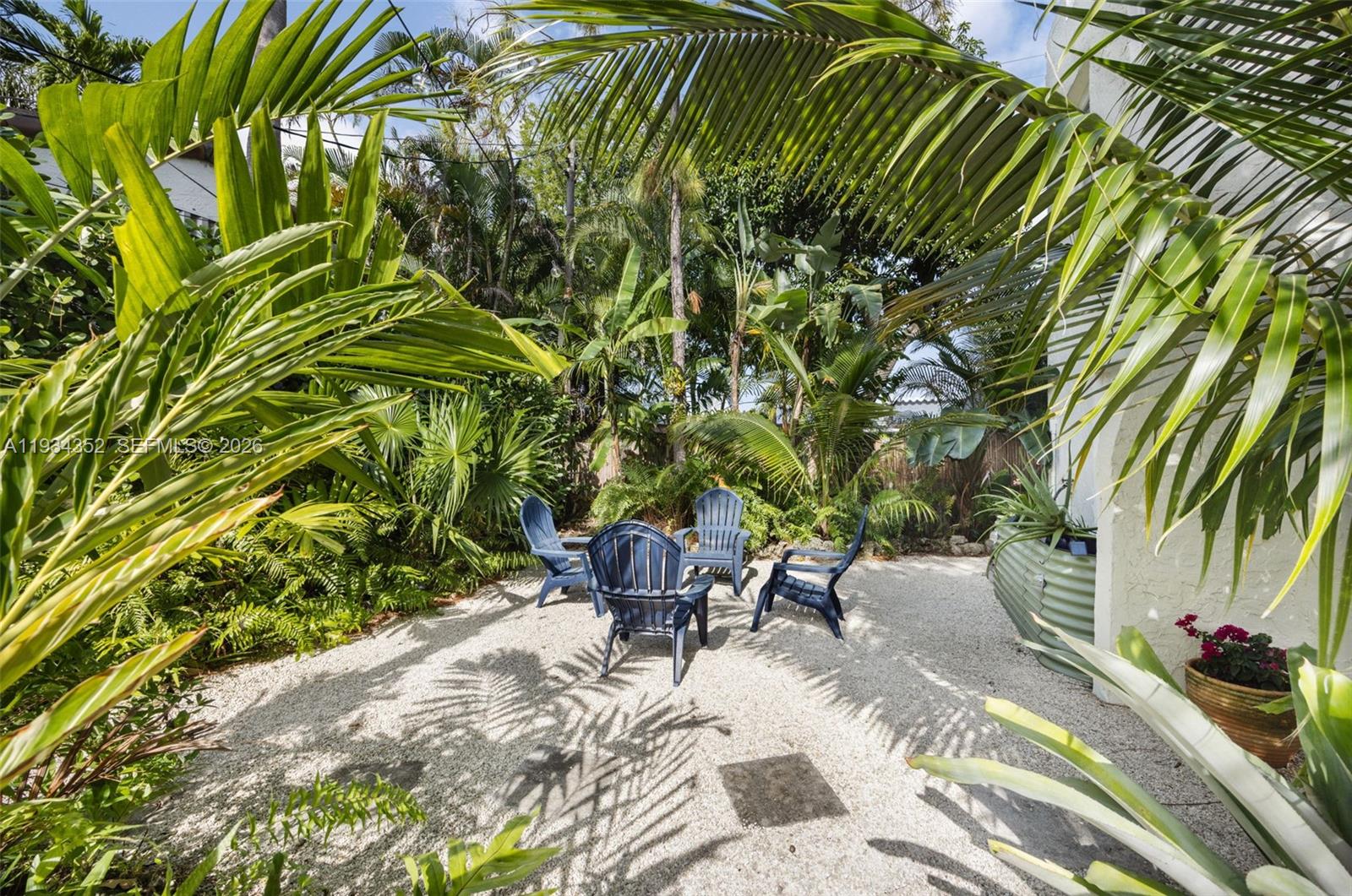 1729 SW 12th St Miami, FL 33135