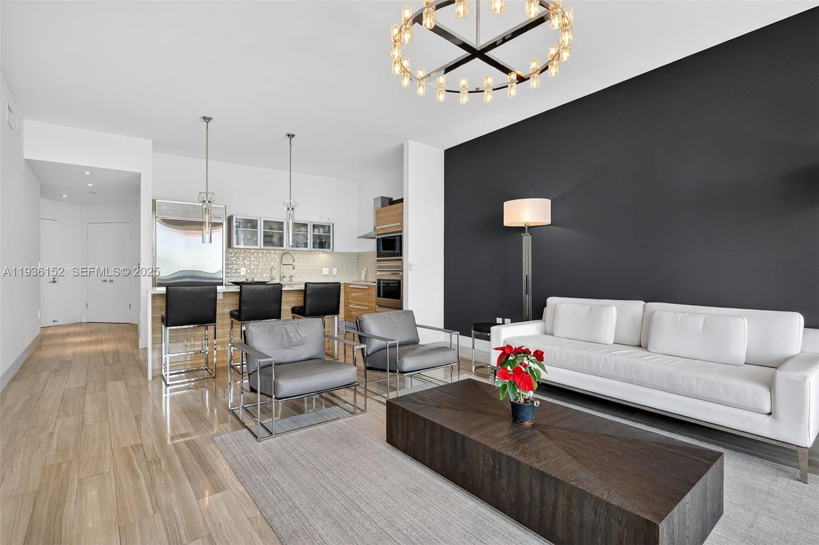 image Paramount Bay8