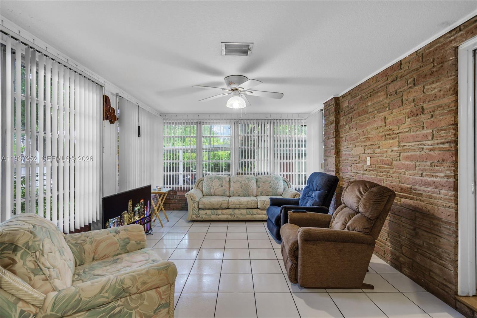 1941 SW 18th St Miami, FL 33145