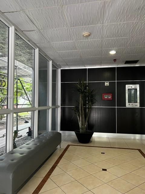 image Madison Downtown Condo19