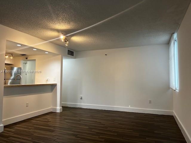 image Madison Downtown Condo4