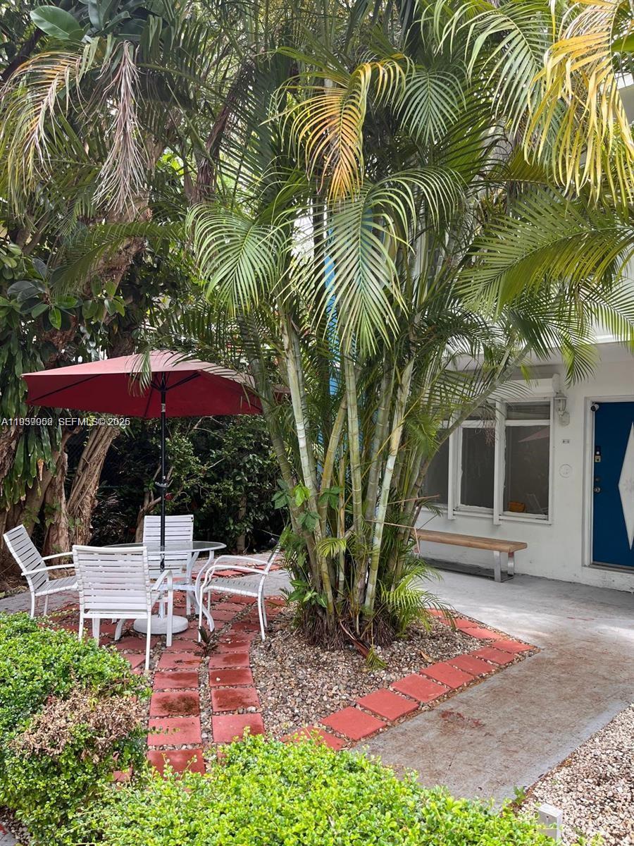 9455 Bay Hbr Ter #8S Bay Harbor Islands, FL 33154