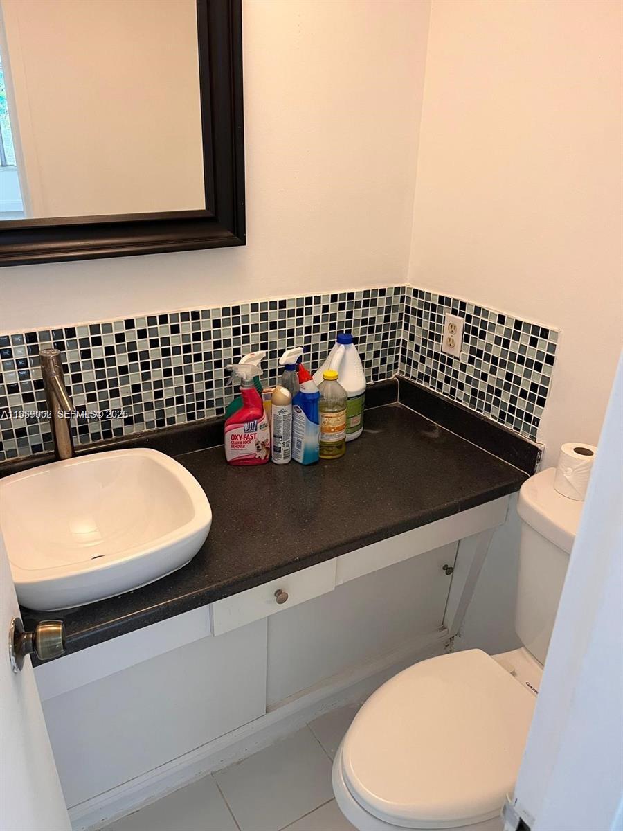 9455 Bay Hbr Ter #8S Bay Harbor Islands, FL 33154