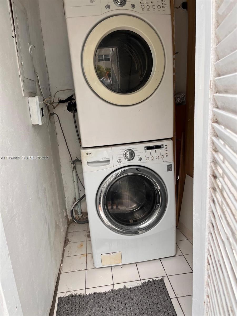 9455 Bay Hbr Ter #8S Bay Harbor Islands, FL 33154