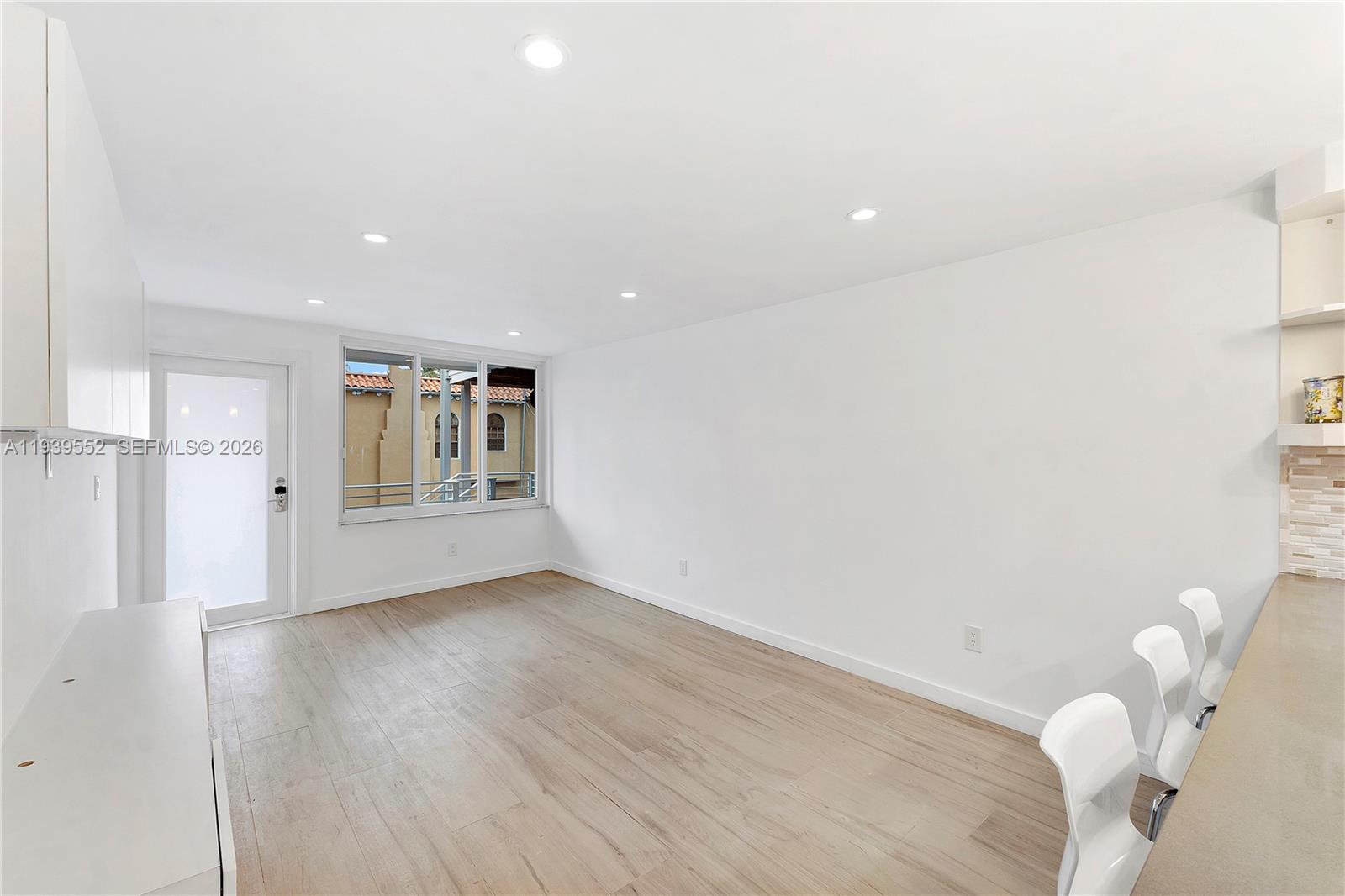 405 N Hibiscus Dr #202 Miami Beach, FL 33139