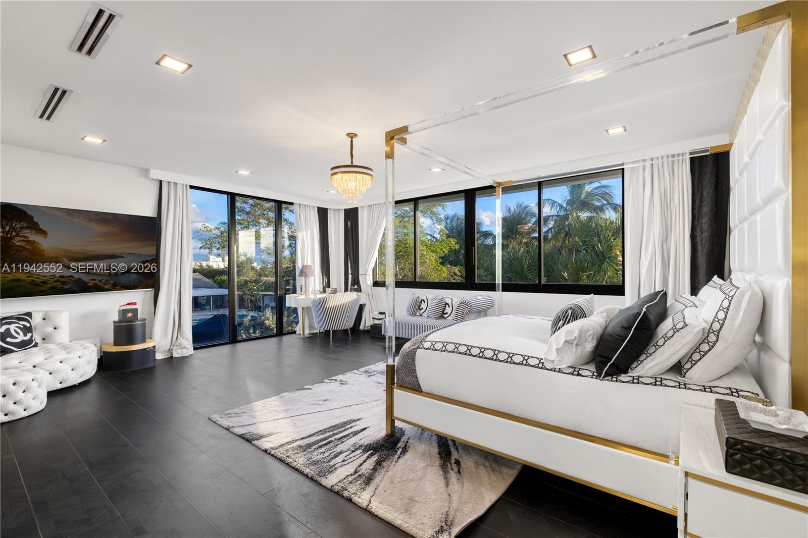 8005 Noremac Ave Miami Beach, FL 33141