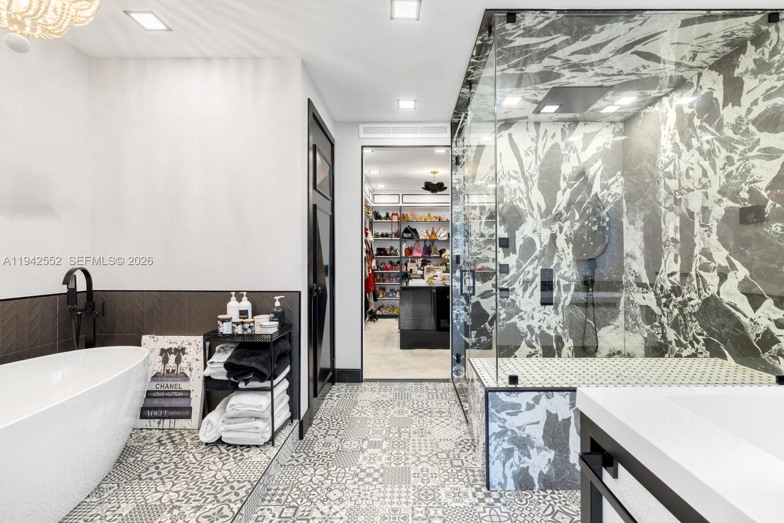 8005 Noremac Ave Miami Beach, FL 33141