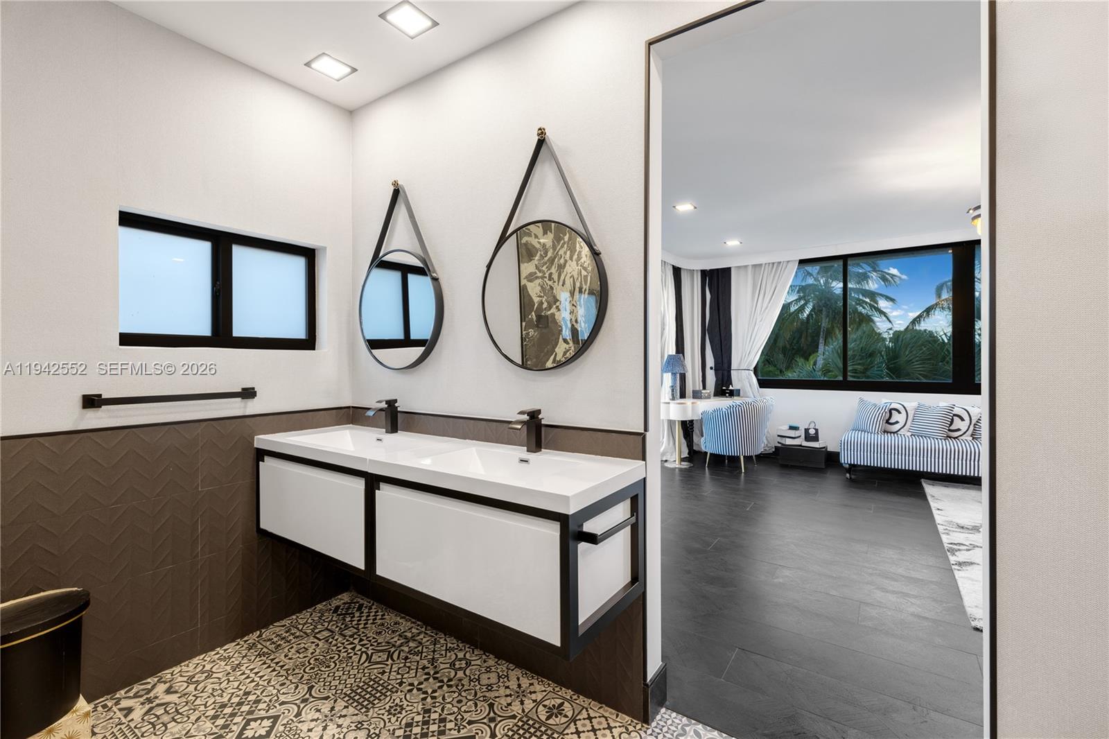 8005 Noremac Ave Miami Beach, FL 33141