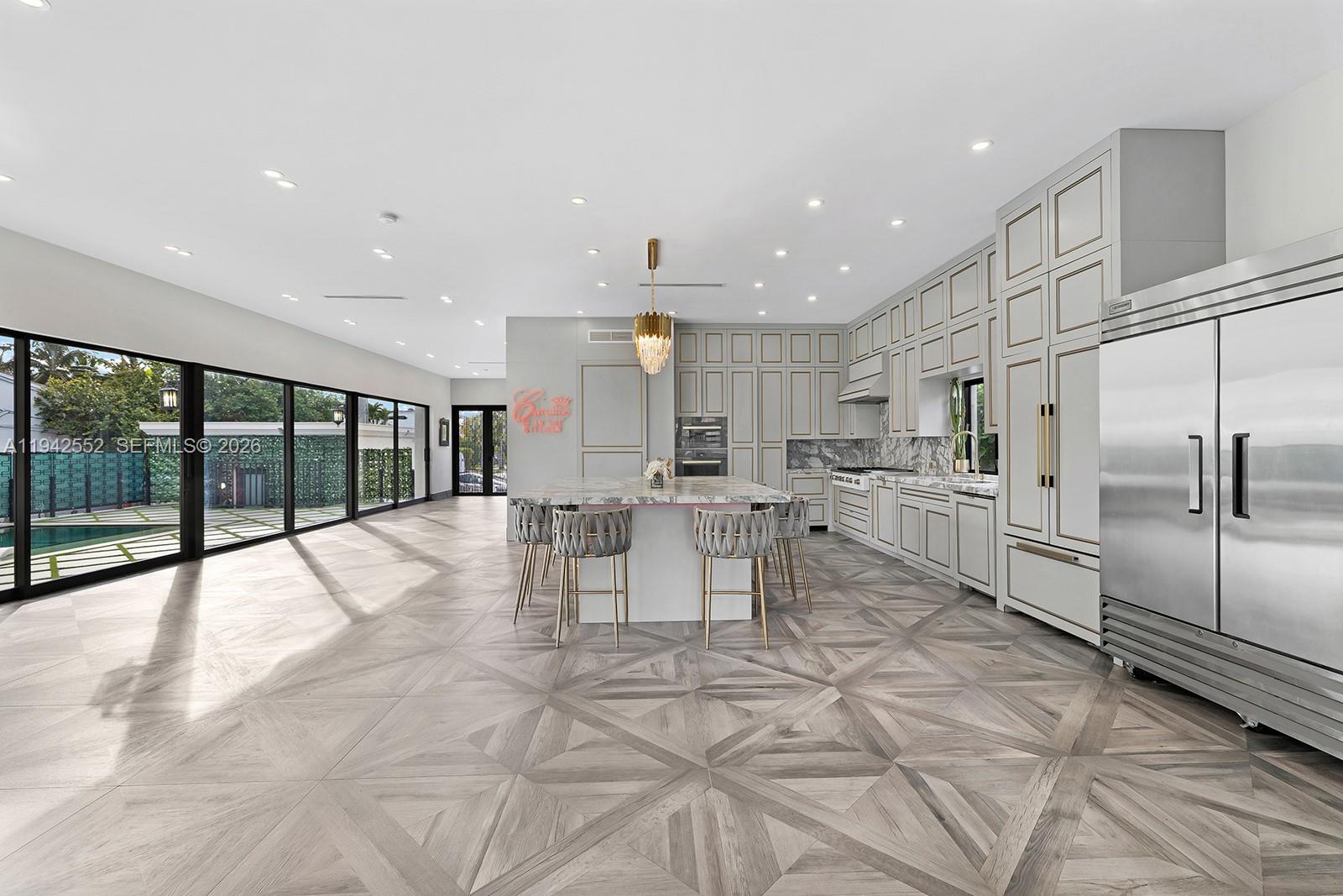 8005 Noremac Ave Miami Beach, FL 33141