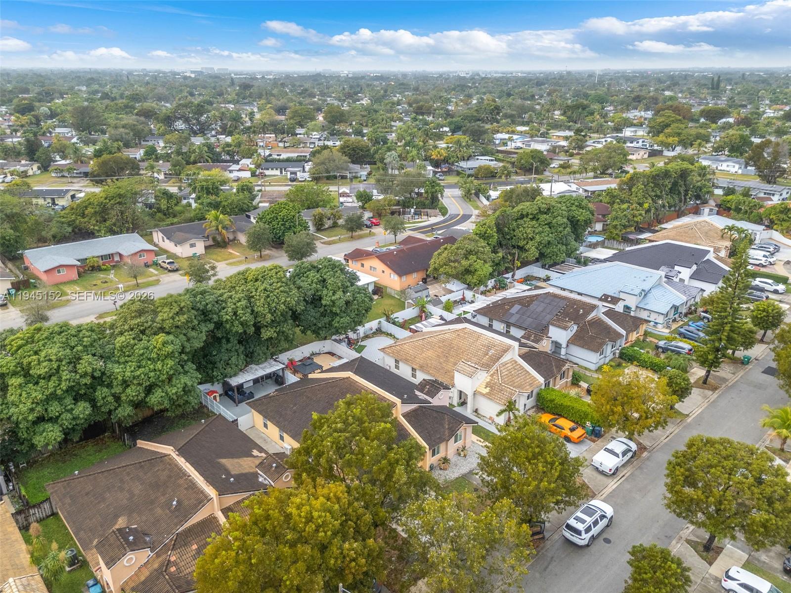 20512 SW 93rd Ave Cutler Bay, FL 33189