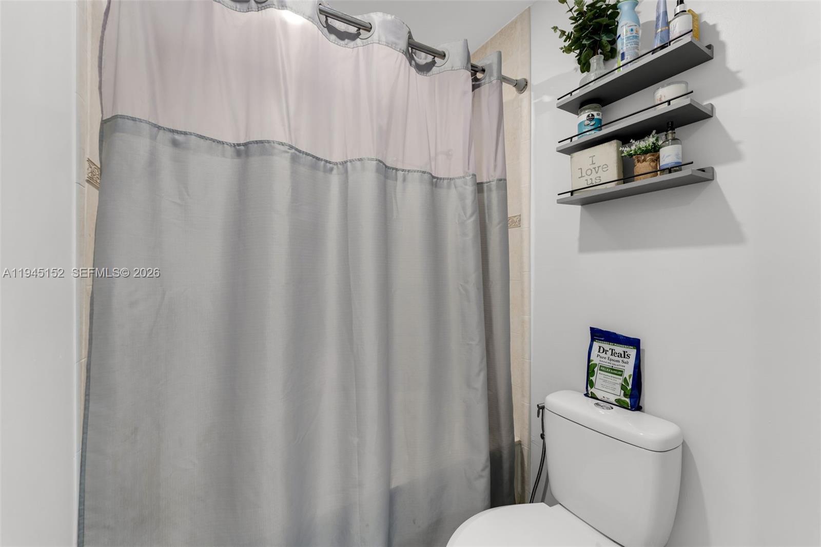 20512 SW 93rd Ave Cutler Bay, FL 33189