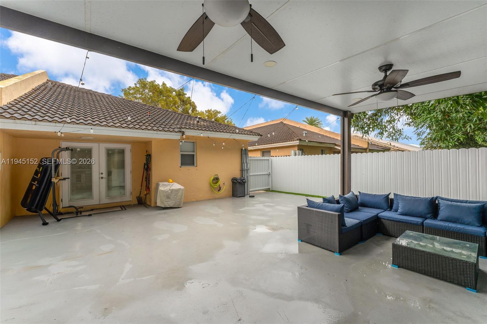 20512 SW 93rd Ave Cutler Bay, FL 33189