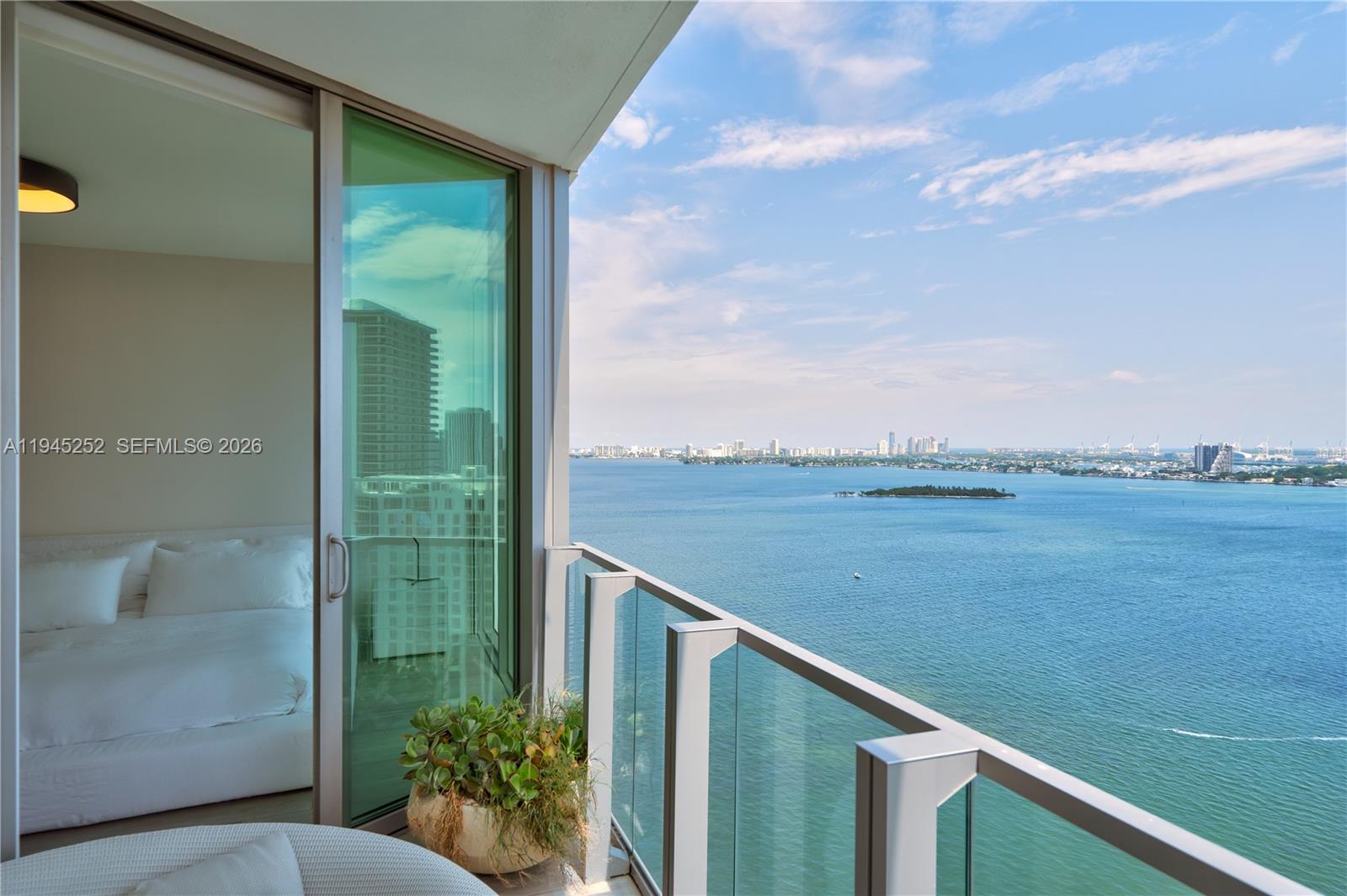 image Biscayne Beach Condo18