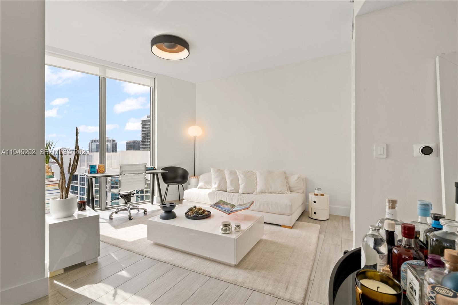 image Biscayne Beach Condo4