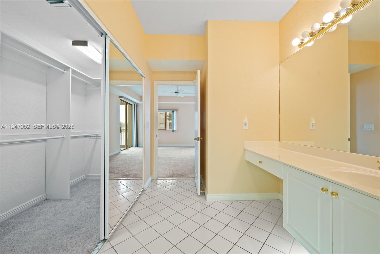 7715 Southampton Ter #201E Tamarac, FL 33321