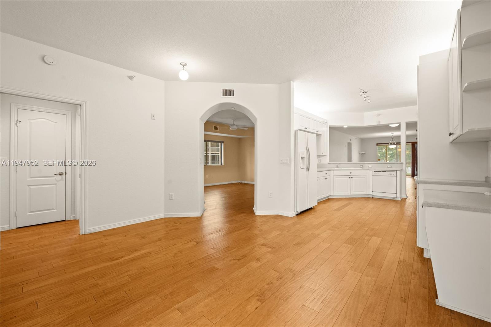 7715 Southampton Ter #201E Tamarac, FL 33321