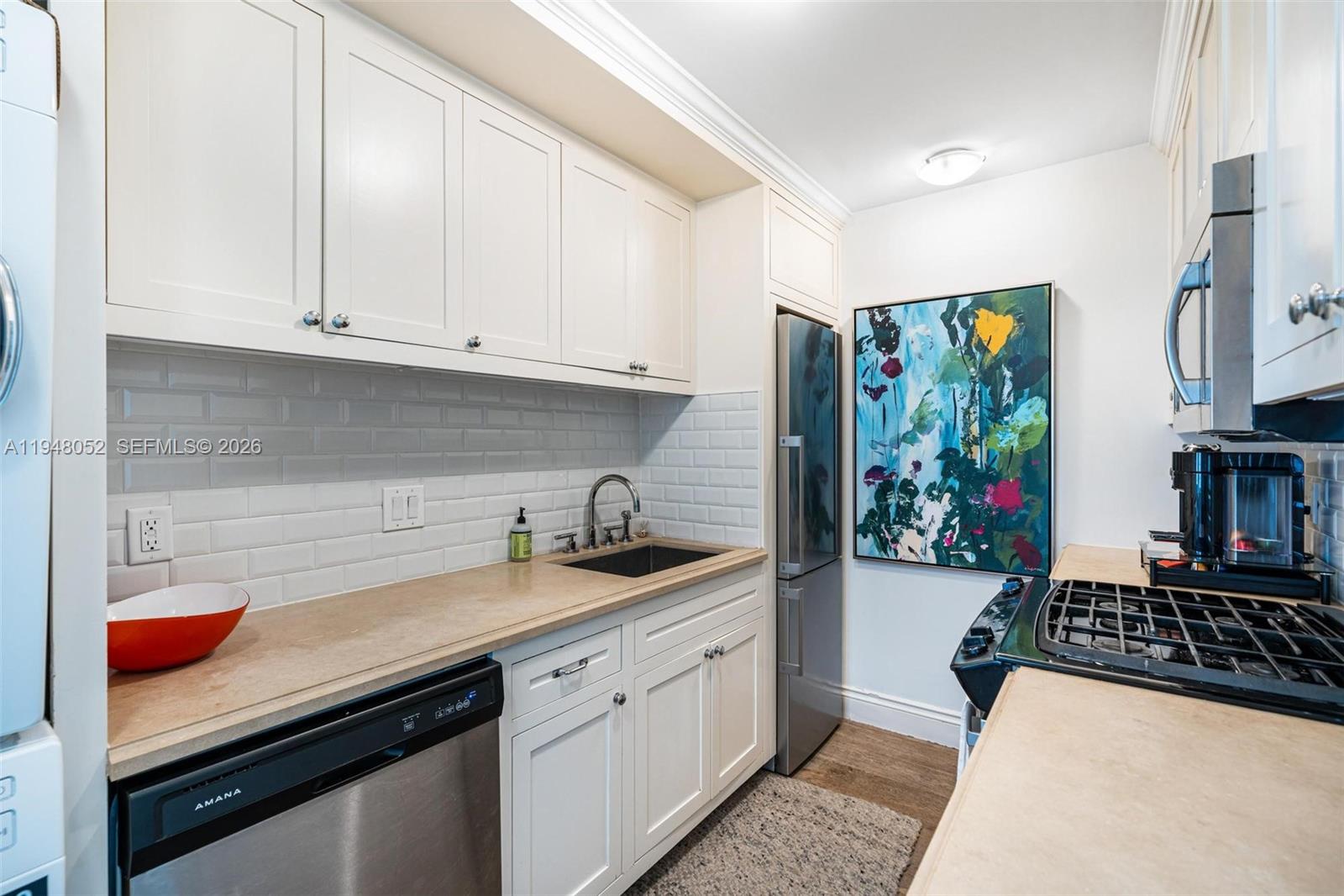 1130 Venetian Way #1E Miami, FL 33139