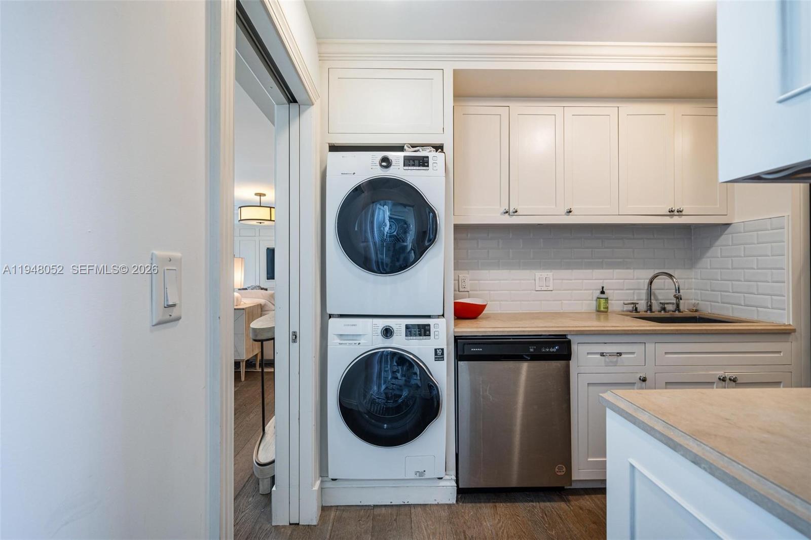 1130 Venetian Way #1E Miami, FL 33139