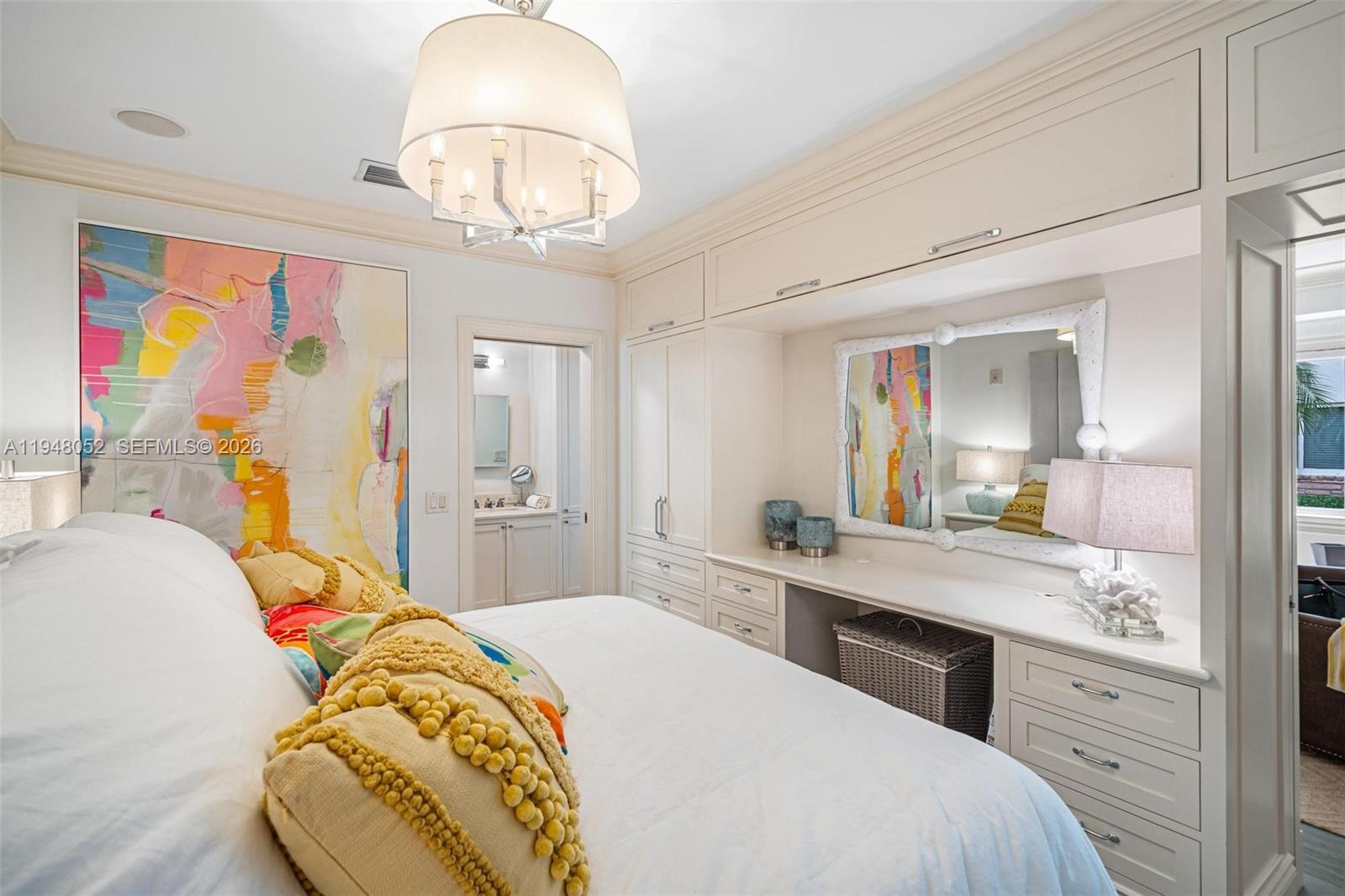 1130 Venetian Way #1E Miami, FL 33139