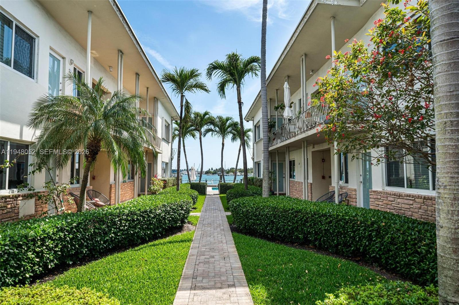 1130 Venetian Way #1E Miami, FL 33139