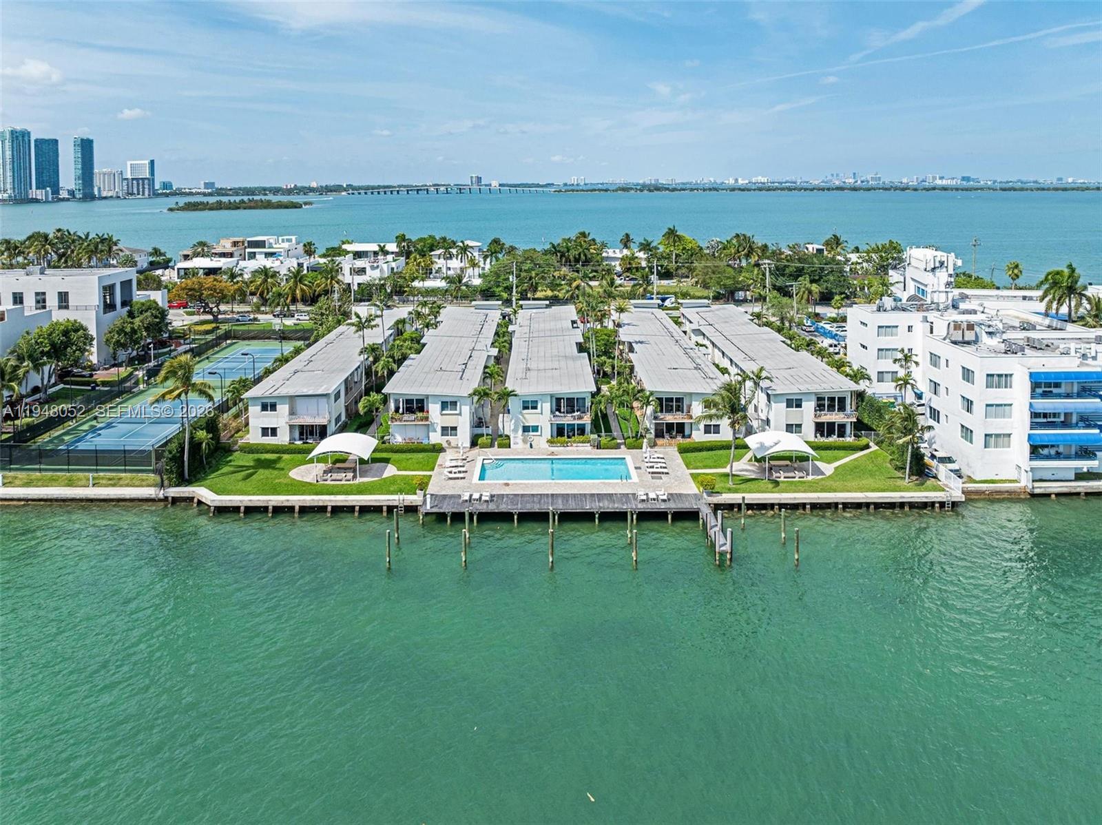 1130 Venetian Way #1E Miami, FL 33139