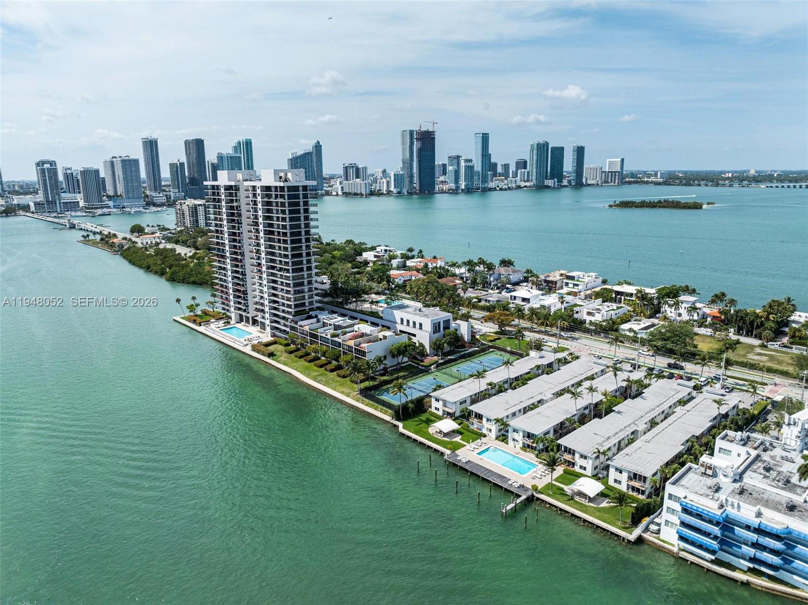 1130 Venetian Way #1E Miami, FL 33139