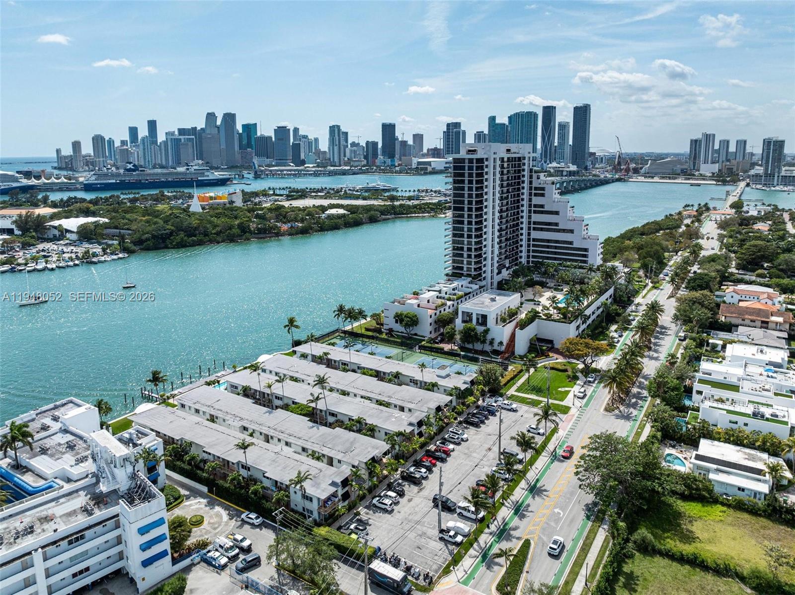 1130 Venetian Way #1E Miami, FL 33139