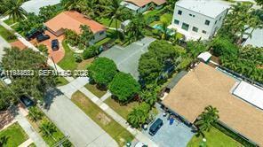 21321 NE 25th Ct Miami, FL 33180