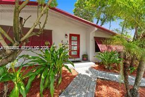 21321 NE 25th Ct Miami, FL 33180