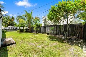 21321 NE 25th Ct Miami, FL 33180