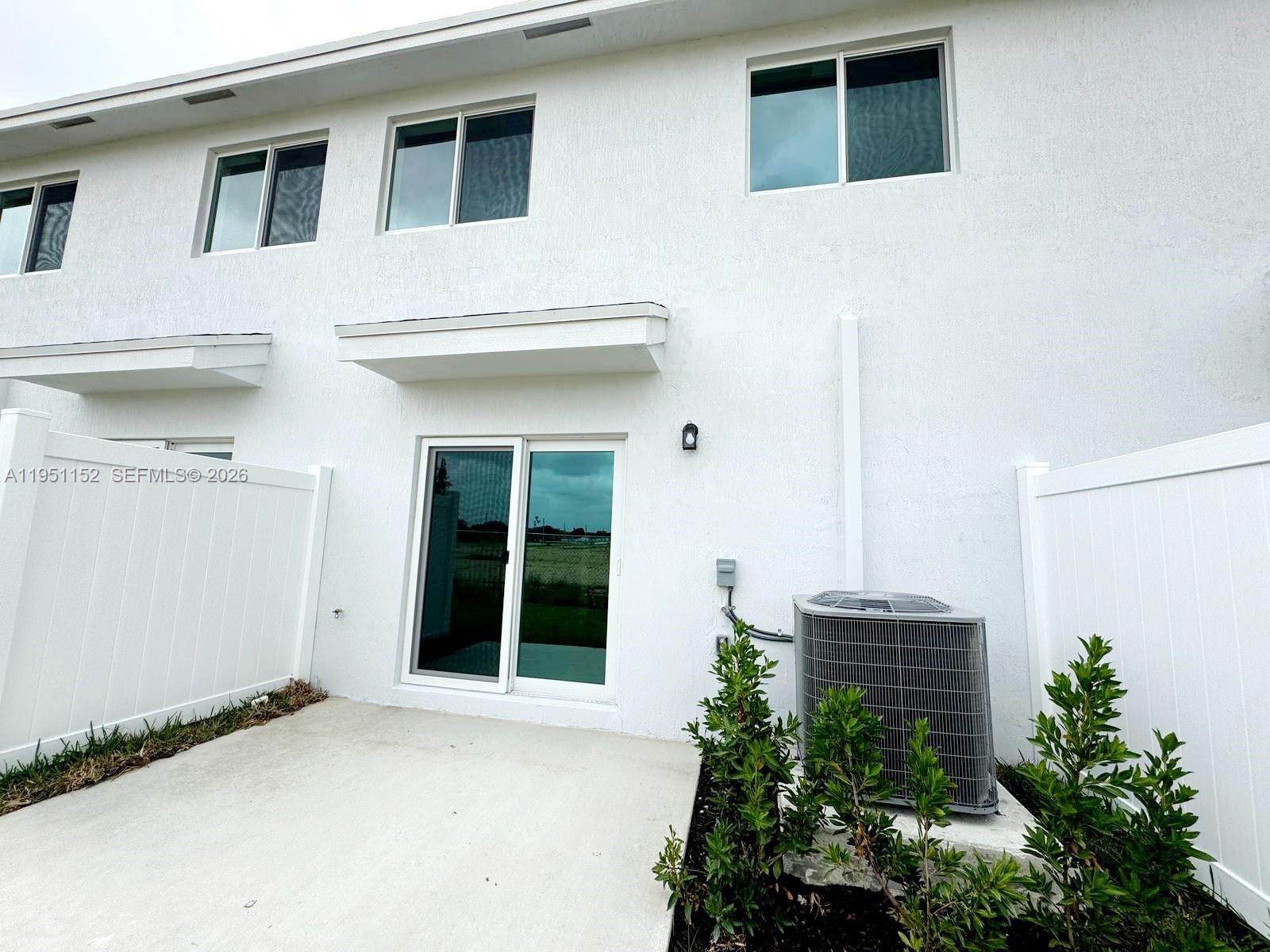 1054 NW 6th St #1054 Florida City, FL 33034