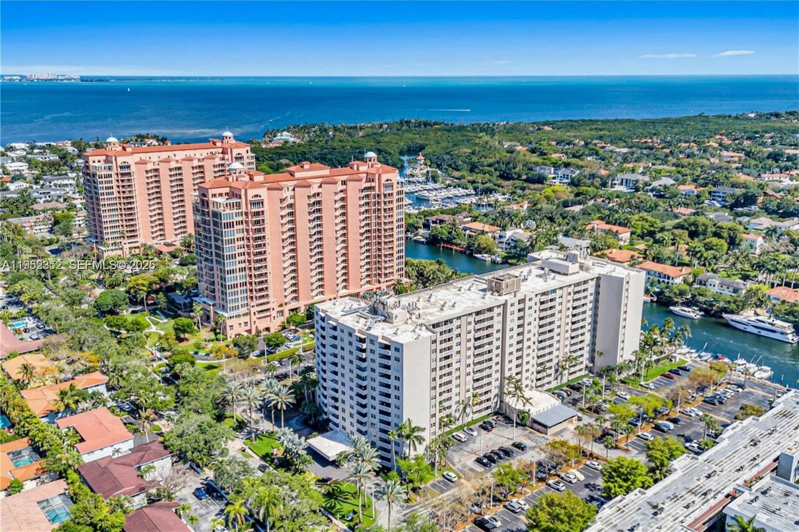 90 Edgewater Dr #1120 Coral Gables, FL 33133