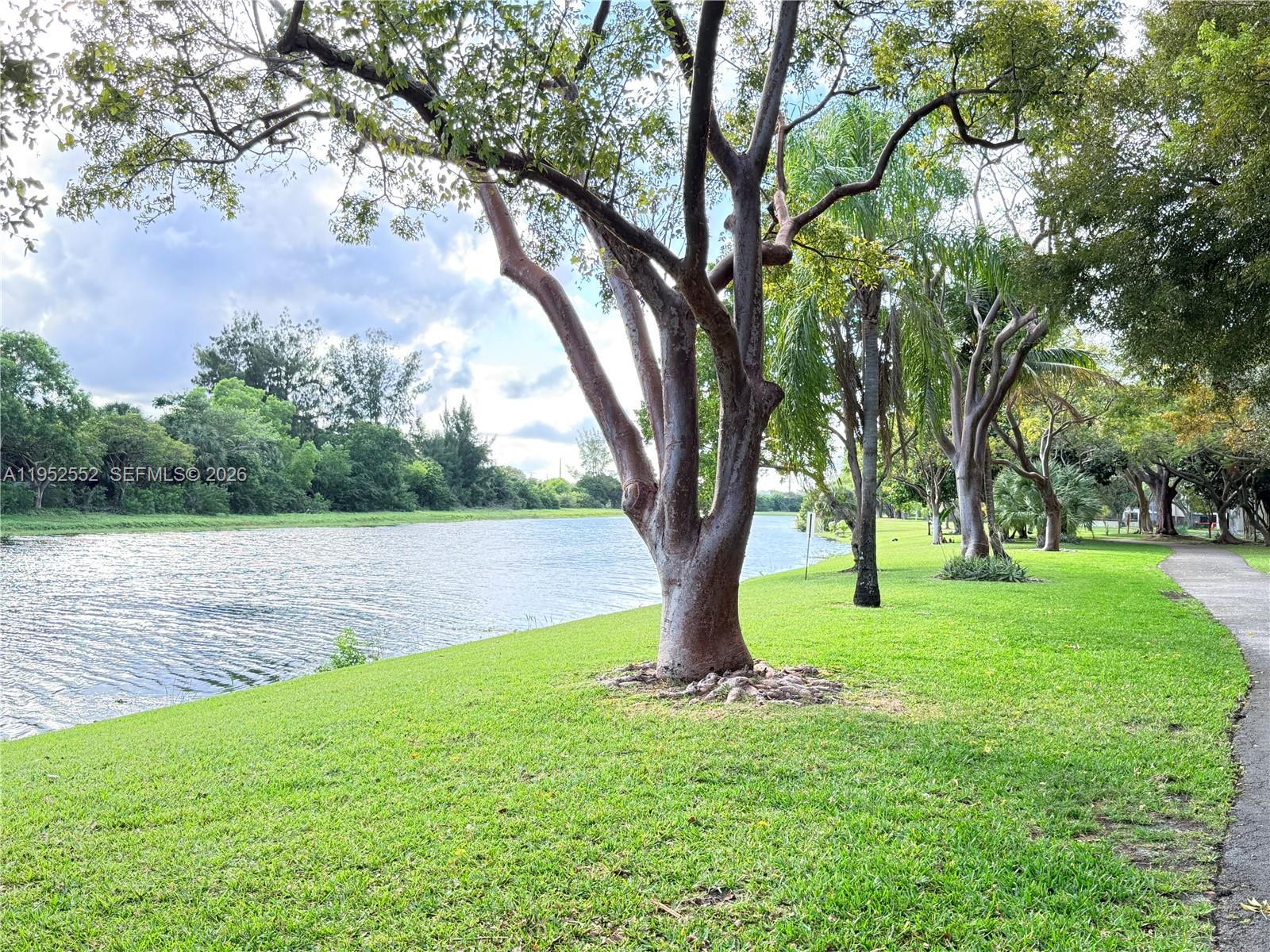 2206 S Cypress Bnd Dr #508