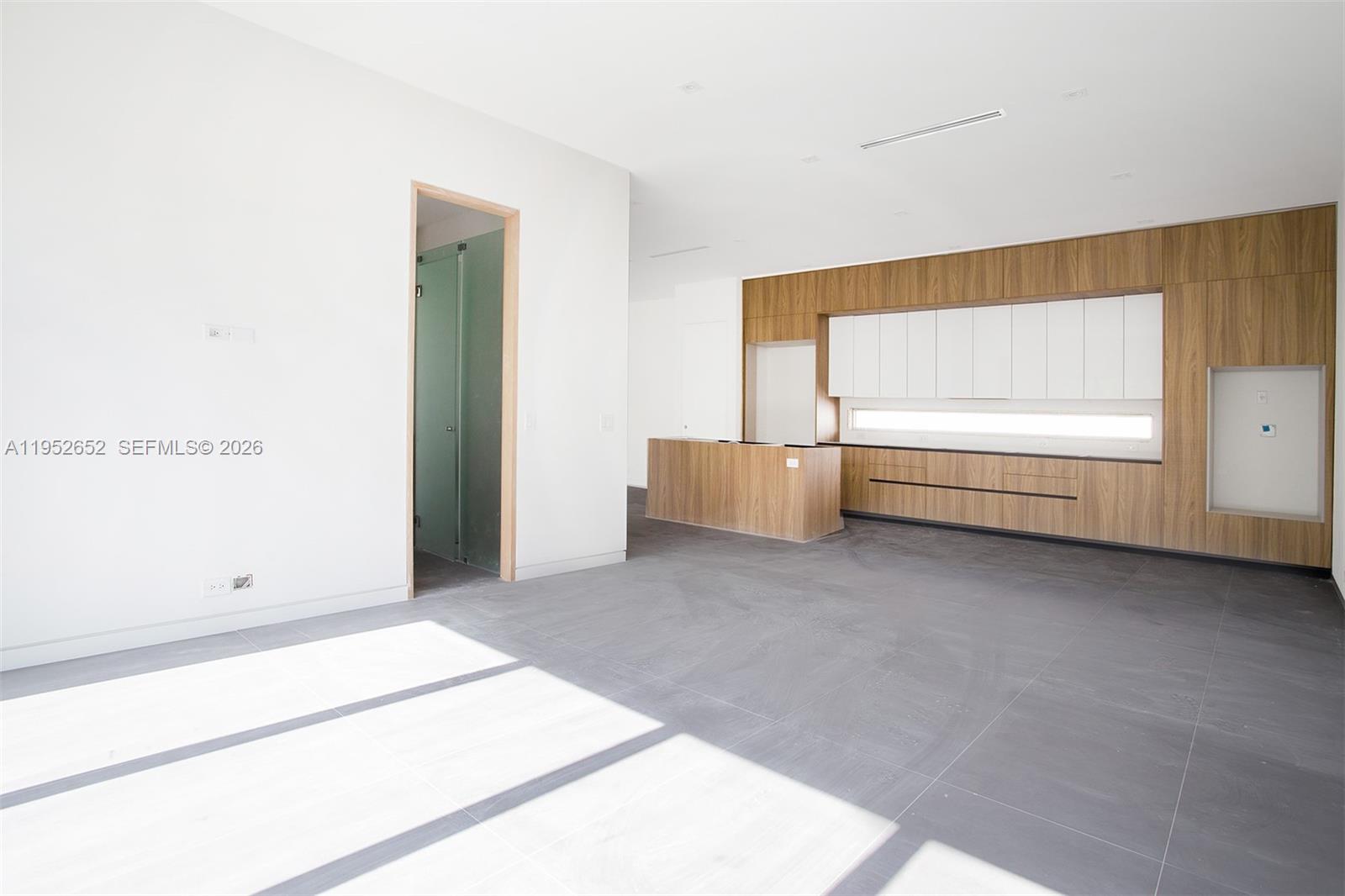 1105 SW 22nd Ter Miami, FL 33129