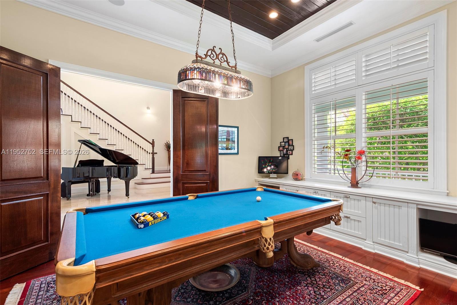 6900 SW 115th St Pinecrest, FL 33156