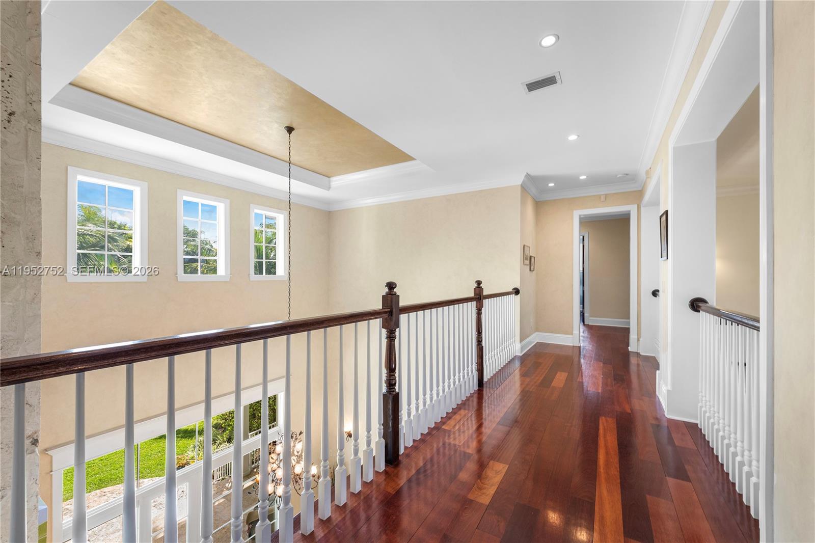 6900 SW 115th St Pinecrest, FL 33156