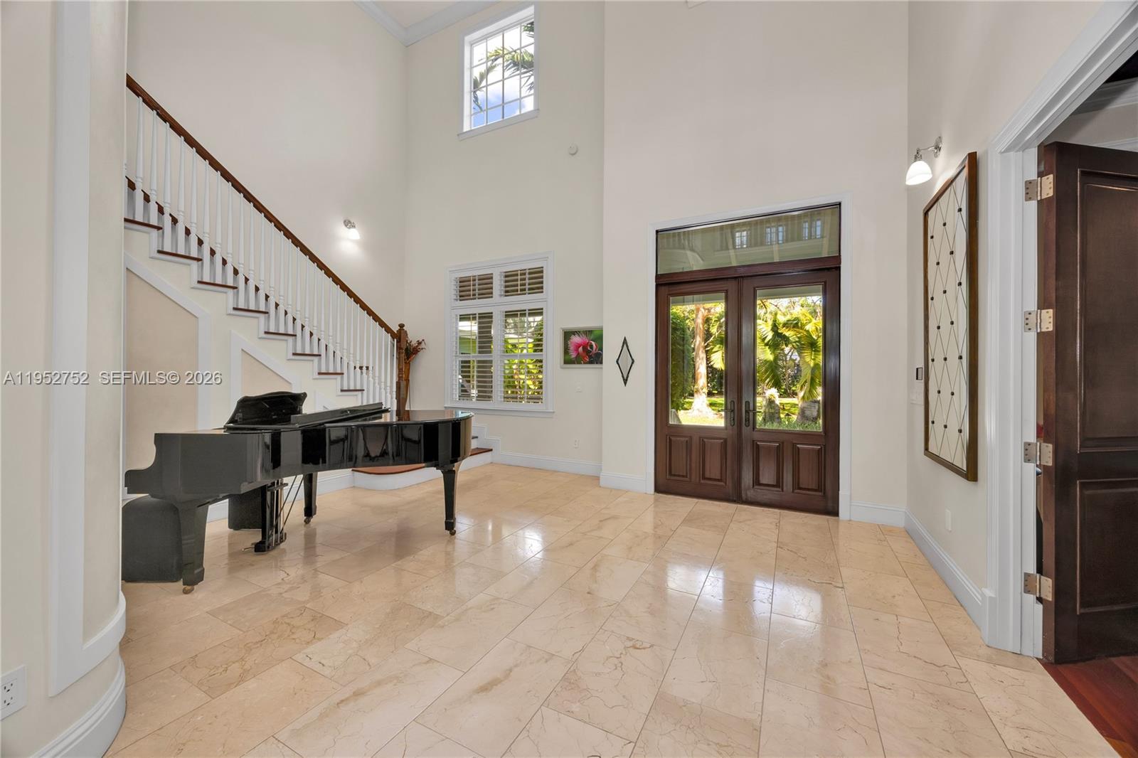 6900 SW 115th St Pinecrest, FL 33156