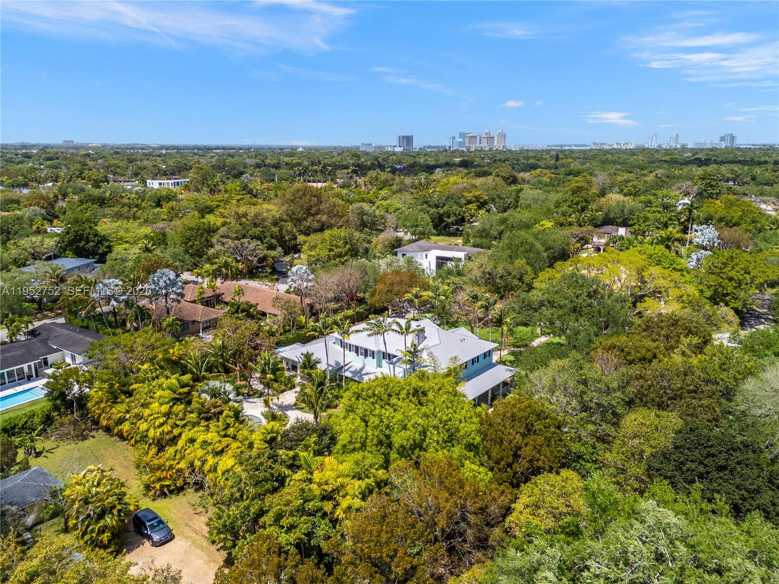 6900 SW 115th St Pinecrest, FL 33156