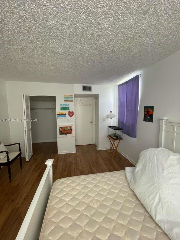 2860 Somerset Dr #405K